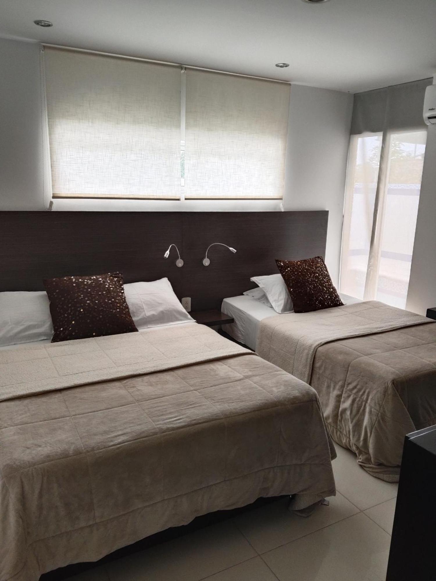 Hotel Premium House Floridablanca Buitenkant foto