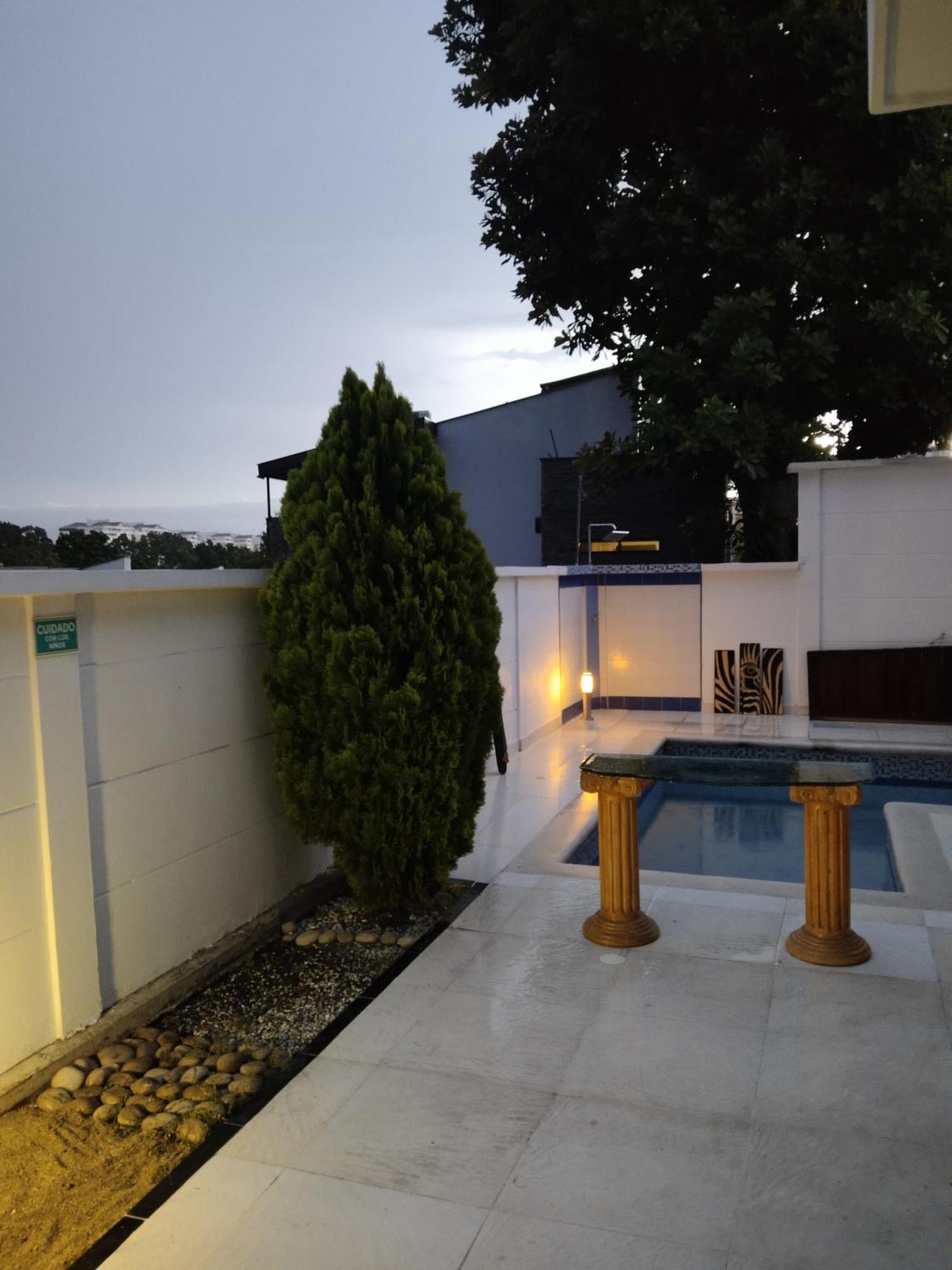 Hotel Premium House Floridablanca Buitenkant foto